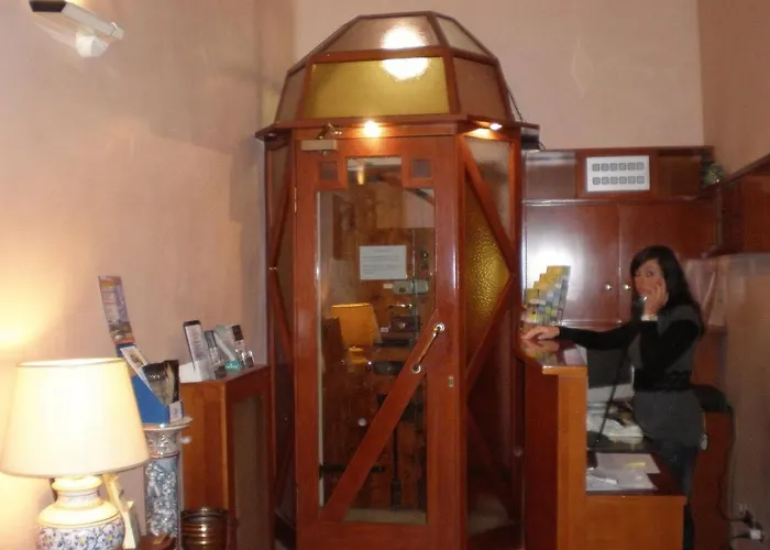 Otel Elite 2*